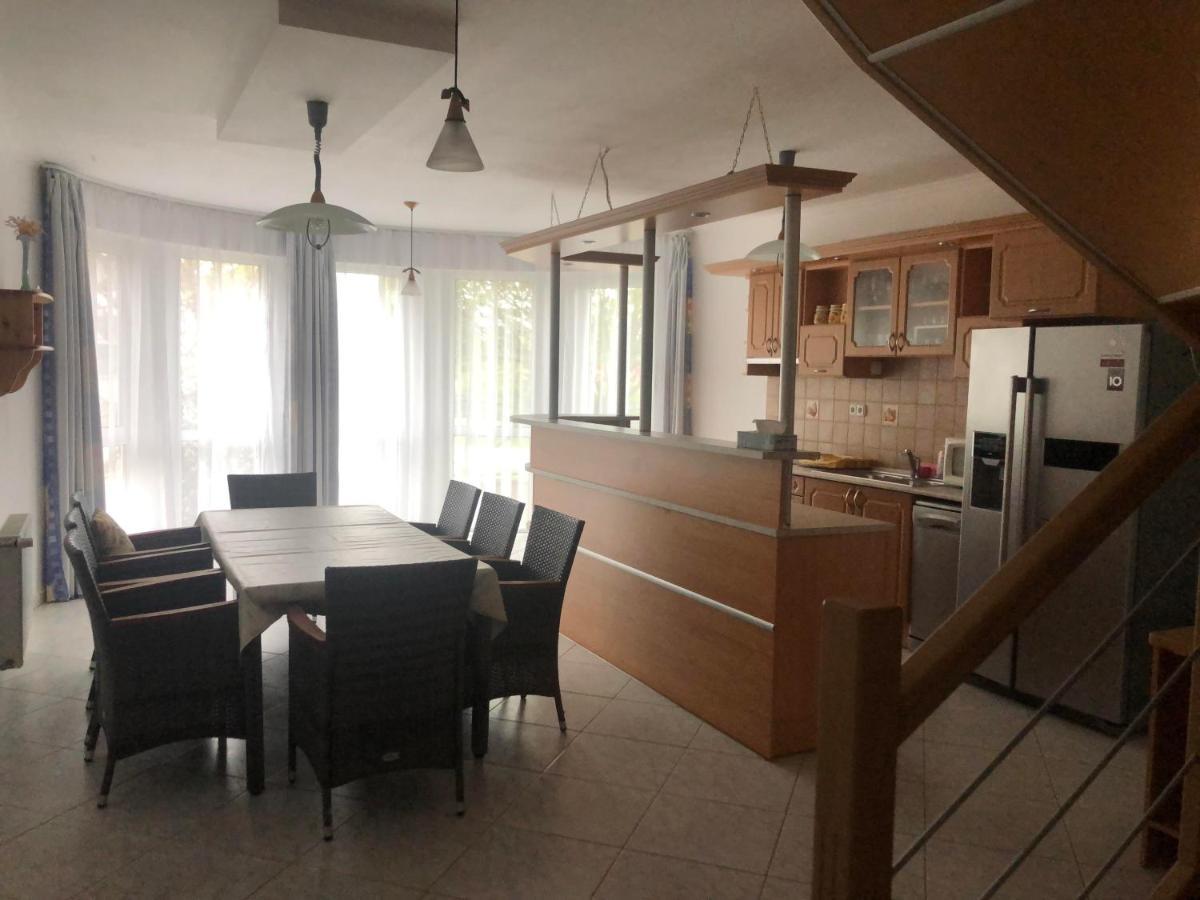 Szabó Wellness Vendégház Zamárdi Esterno foto