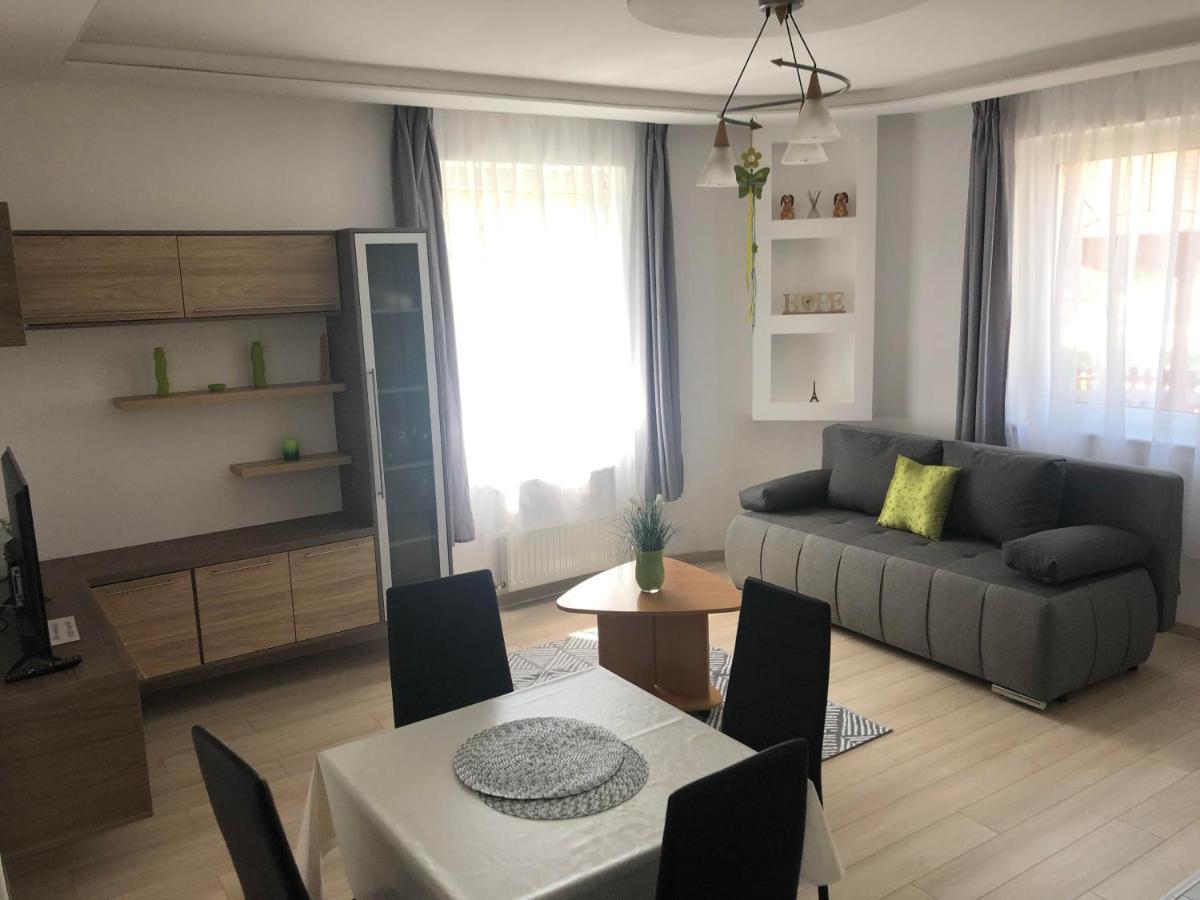 Szabó Wellness Vendégház Zamárdi Esterno foto